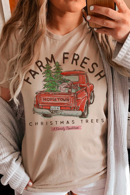 FARM FRESH CHRISTMAS TREES GRAPHIC TEE